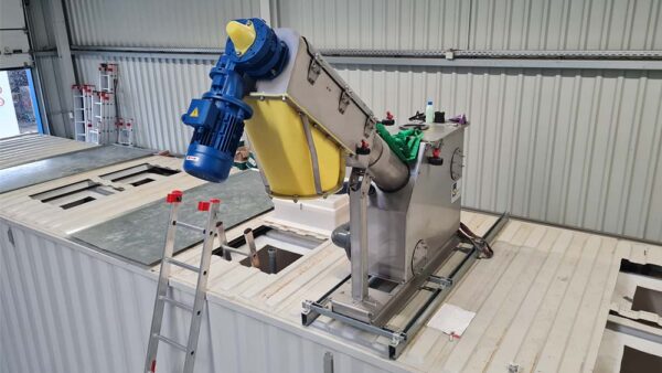 ClearFox screen screw for wastewater treatment